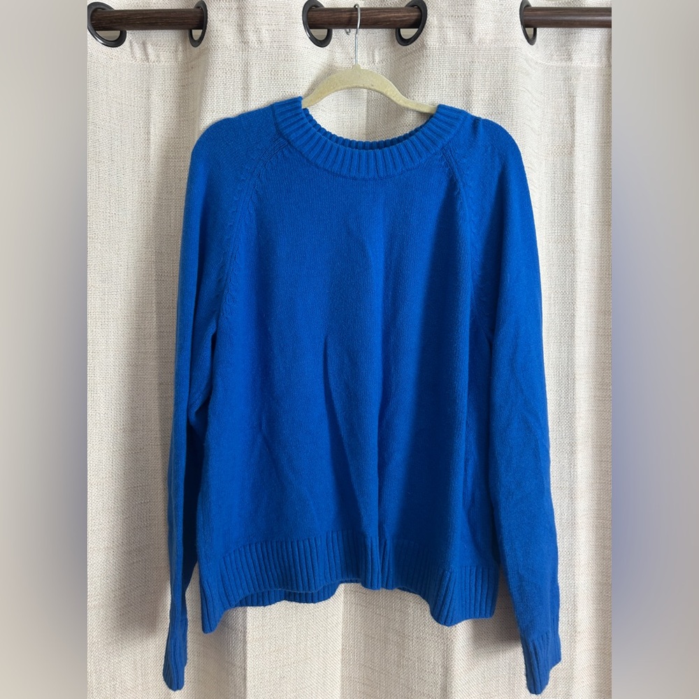 GAP Cashsoft sweater